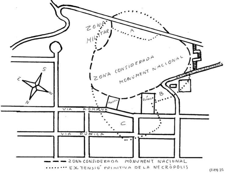 Mapa esquemàtic de la necròpolis del Puig d'es Molins, mostrant la zona considerada Monument Nacional, l'extensió primitiva, carrers adjacents i edificis rellevants