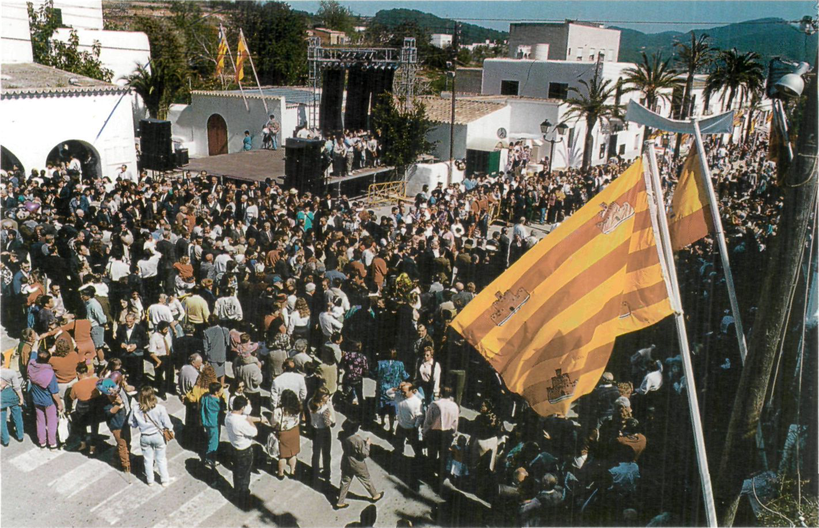 Per fer efectiu qualsevol procés de normalització lingüística és important recuperar la memòria històrica. (Foto: Vicent Ribas 