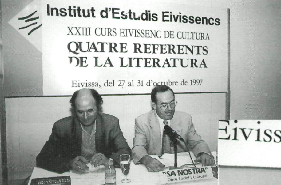 Isidor Marí Mayans durant la seva conferència inaugural.
