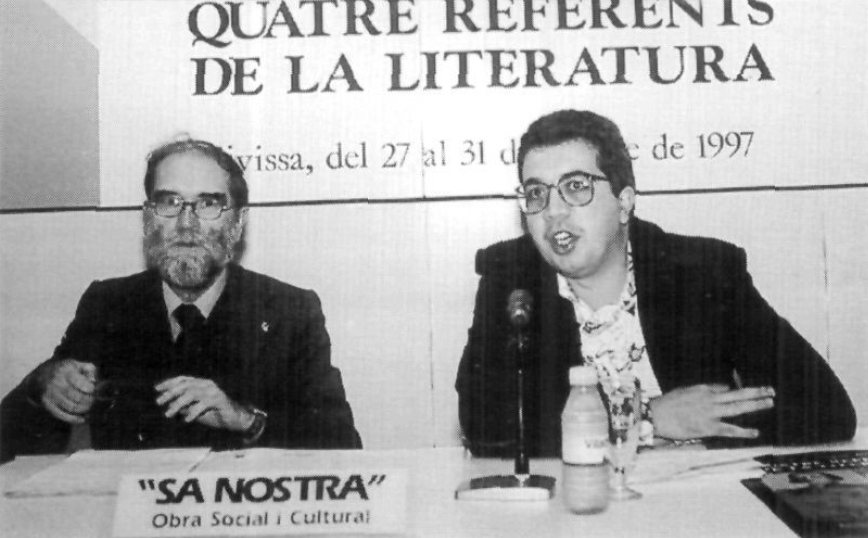 Josep Antoni Grimalt durant la seva conferència sobre Llorenç Villalonga.