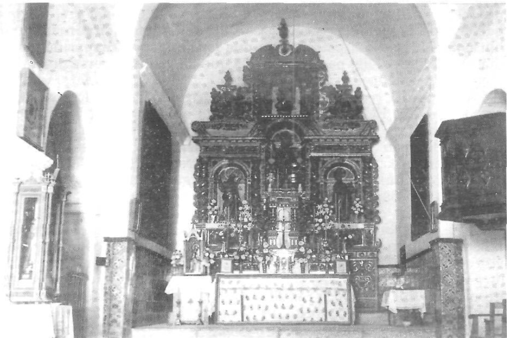 Interior de l'església de les monges tancades el 1931.