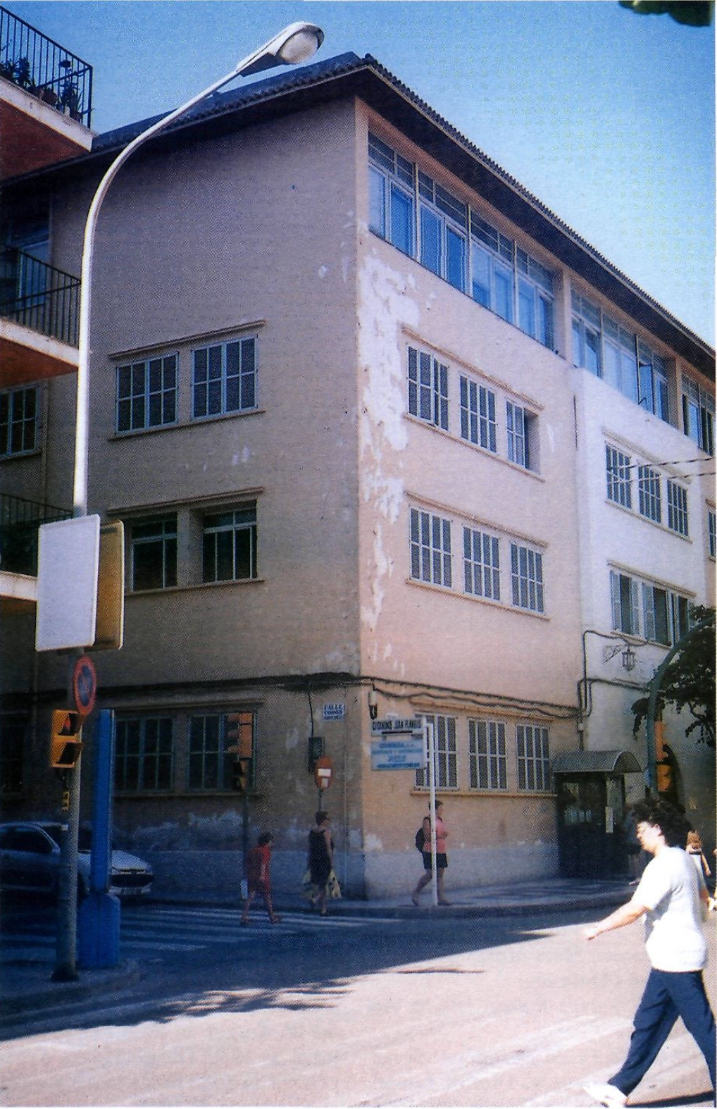 L'edifici de l'Escola a l'actualitat. (Foto: revista EIVISSA.)