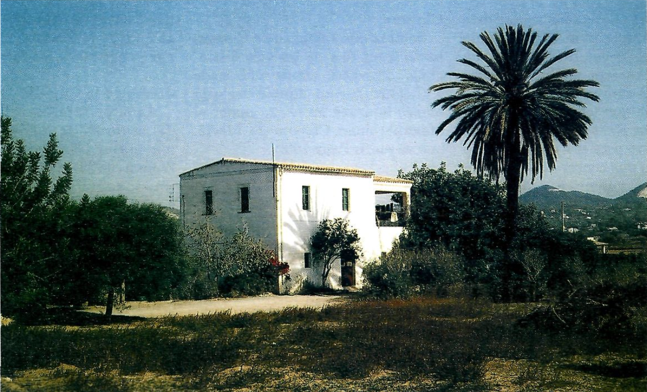 Una finca del pla de Vila encara s'anomena ca n' Aqüenza.