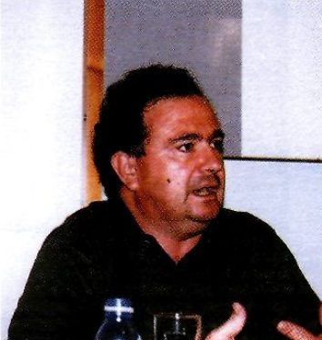 10/10/01. El lingüista Bernat Joan i Marí, sota el títol de Les noves normalitzacions a Europa, va parlar, també dins del programa de l'Any Alcover, dels projectes de normalització lingüística que s'estan portant a terme a l'àmbit europeu, i els va comparar amb l'actual procés de normalització de la llengua catalana. A la imatge, Bernat Joan, en una foto d'arxiu. (Foto: Vicent Ribas 'Trull'.)
