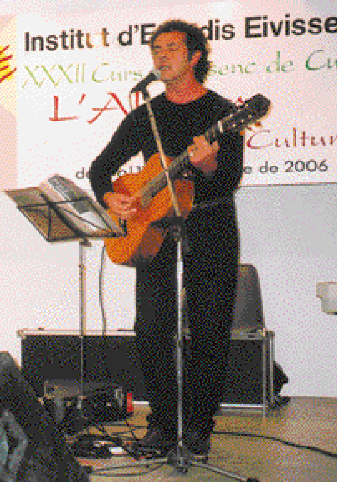 Actuació musical durant el Curs Eivissenc