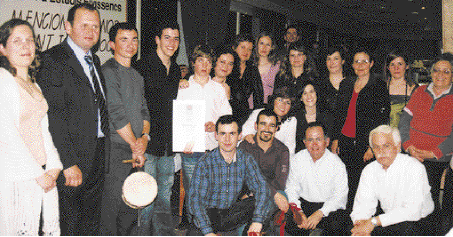 Grup de persones a l'acte de lliurament de la Menció d'Honor Sant Jordi 2007