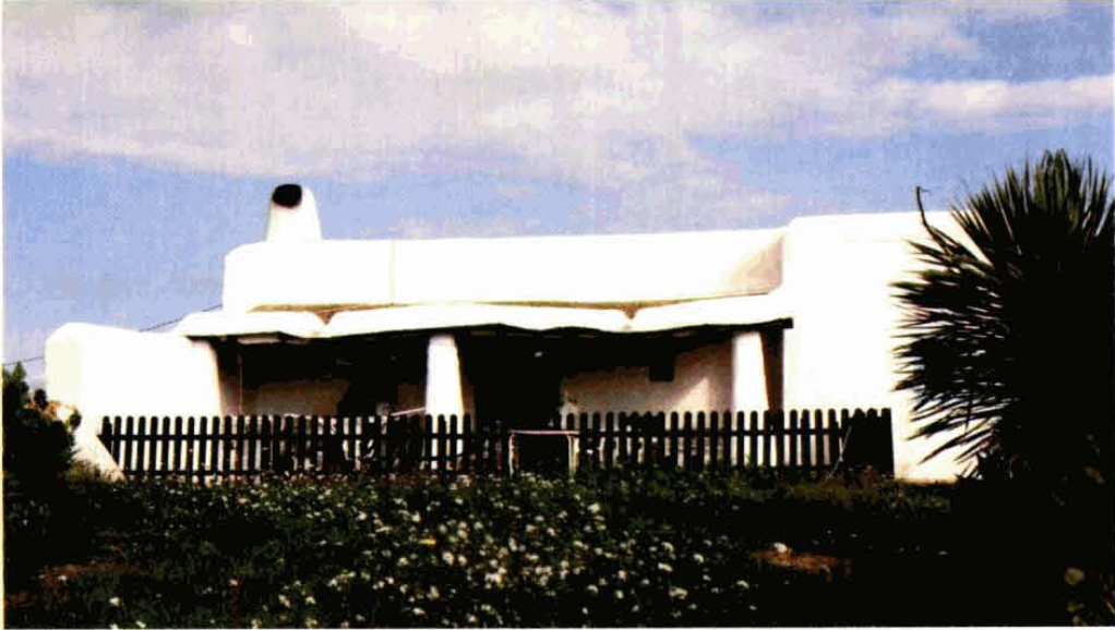 Can Balansat, a la Creu des Rieres, pla de Vila. (Foto. A. Ferrer).