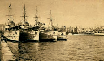 El José Luis Díez al port de Cadis.