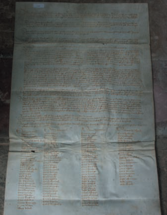 Còpia del Memoriale divisionis, document de repartiment de l'illa d'Eivissa entre els conquistadors (fotografia: Felip Cirer).