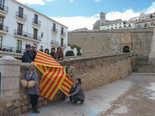 Presentació, a Eivissa, d'Enllaçats per la Llengua, el passat 18 de març de 2013 (Fotografia: Es Nou Diari, Sa Bassetja).
