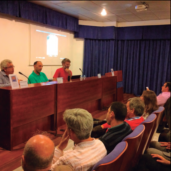 Una instantània de la xerrada de Joan Carles Palerm i Macià Blázquez-Salom.