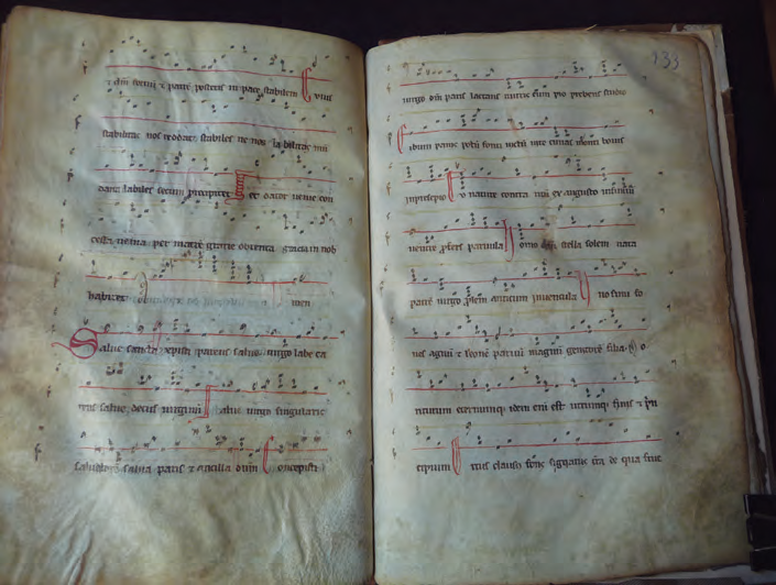 Còdex 135, f. 132v i 133 de la Catedral de Tortosa.