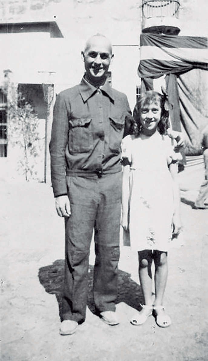 Joan Gómez Ripoll i la seua filla Lídia a la presó de Can Mir, a finals de setembre del 1942.