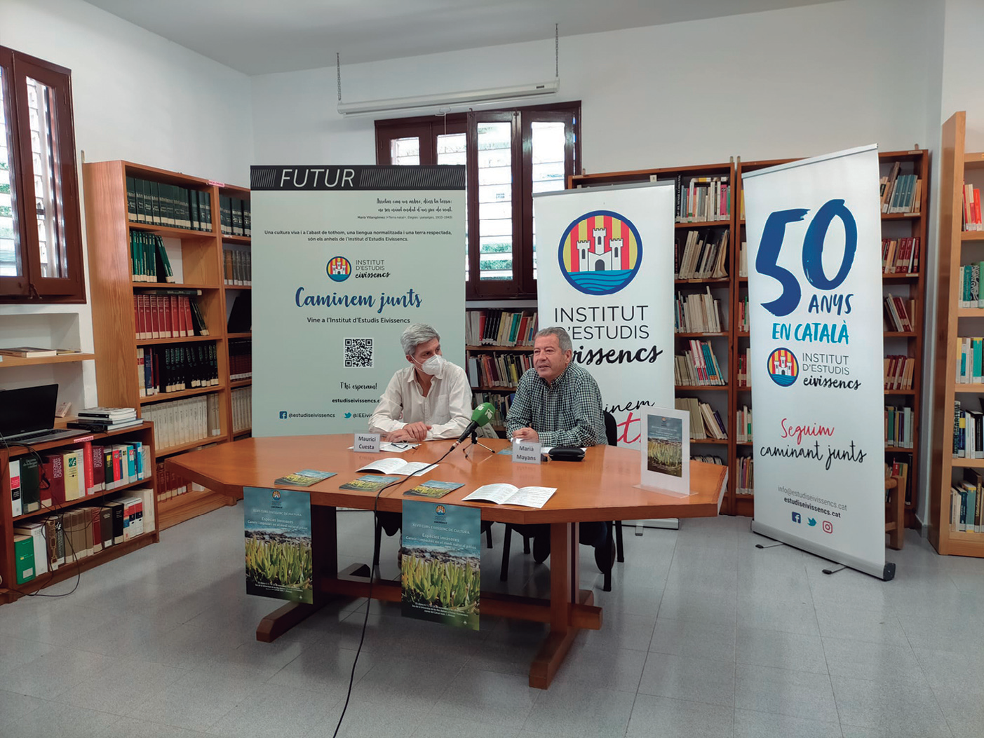 Marià Mayans i Maurici Cuesta en la roda de premsa de presentació del Curs.