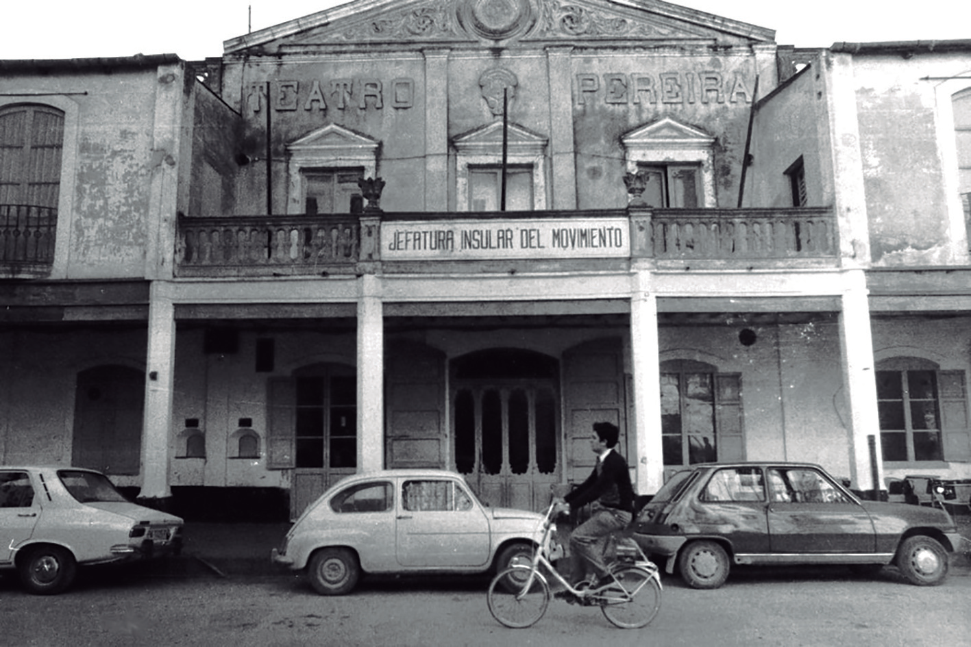 El teatre Pereira, seu de la Falange Española (foto: Enciclopèdia d'Eivissa i Formentera).