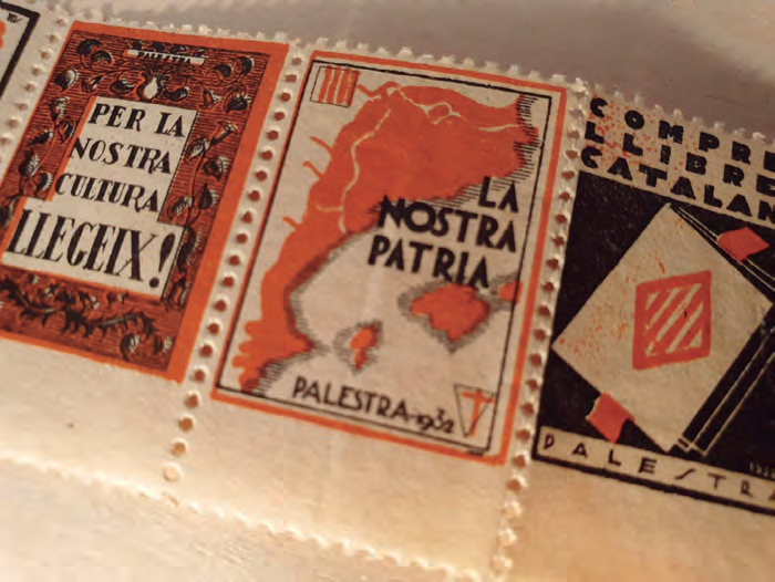 L'entitat patriòtica Palestra, presidida per Pompeu Fabra, començà una campanya de recollida de llibres en català per a una Biblioteca Catalana a Eivissa.