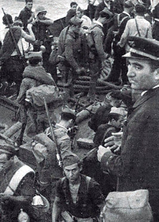 L'expedició militar que sortí de Barcelona cap a les Pitiüses, va ser comandada pel capità d'aviació Alberto Bayo Giroud (1892-1967).