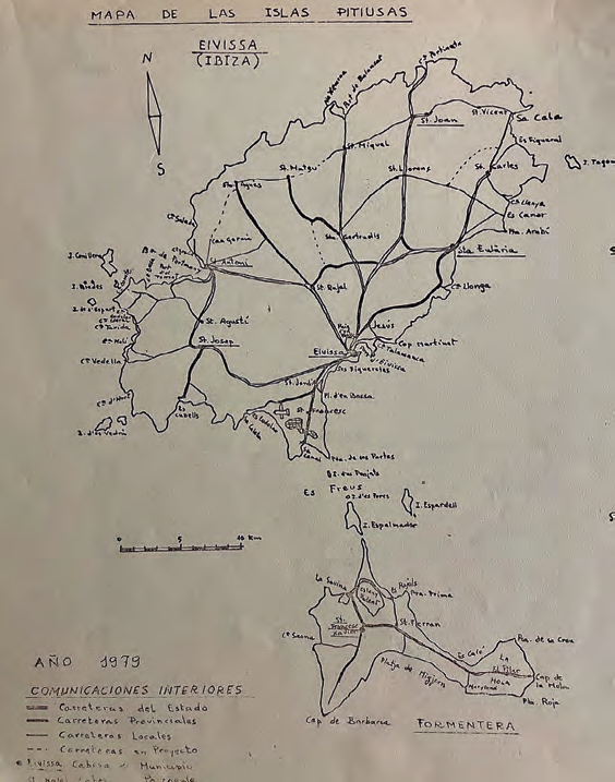 MAPA DE LES ISLES PITIUSAS. Xarxa de carreteres. La xarxa viària terrestre a l'illa d'Eivissa presenta una disposició radial, amb centre a la ciutat i de Vila als pobles, complementada per les noves vies transversals.